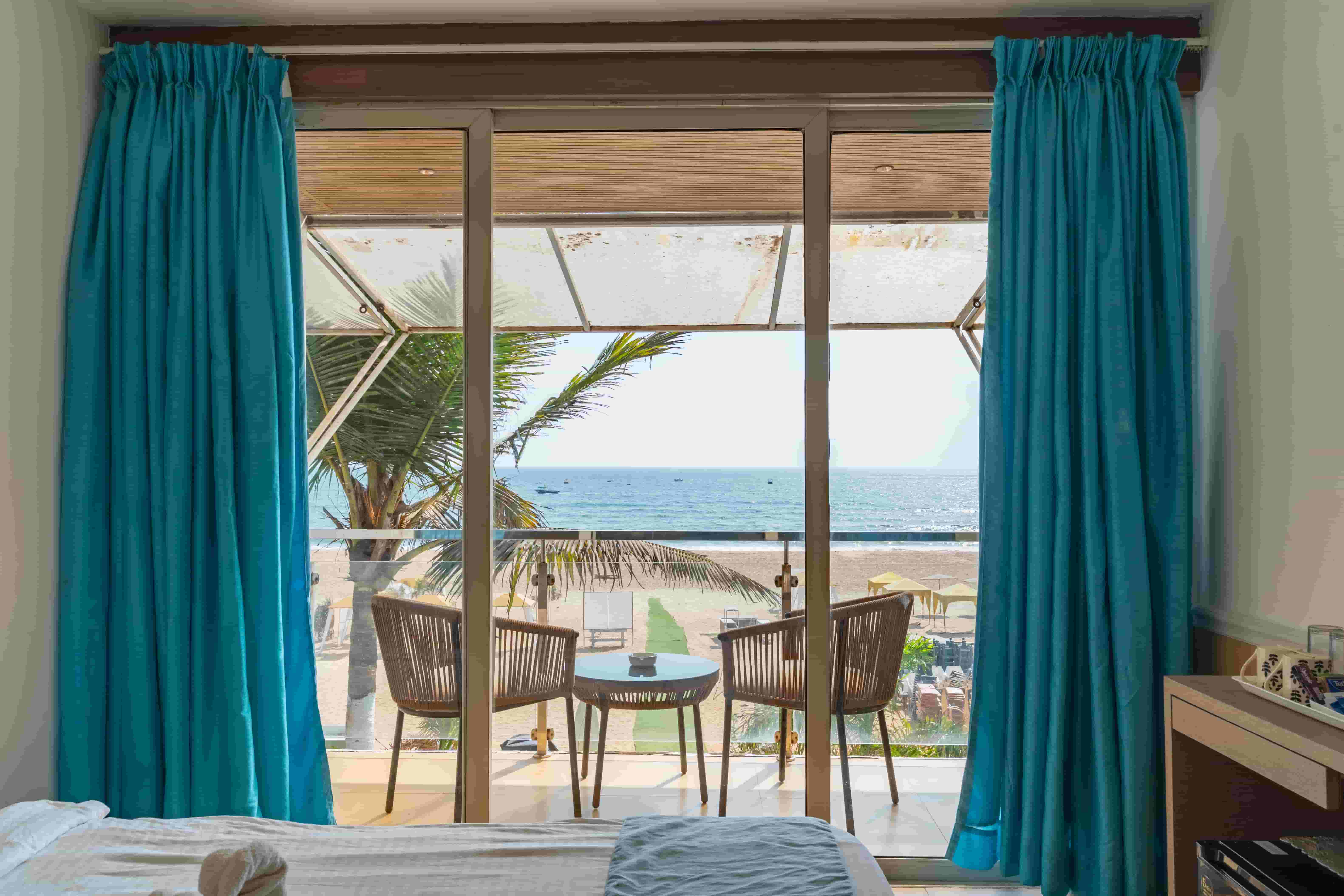 Surf House Resort previous content state